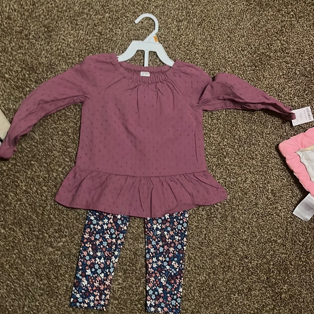Size 3t girl clothes good for fall